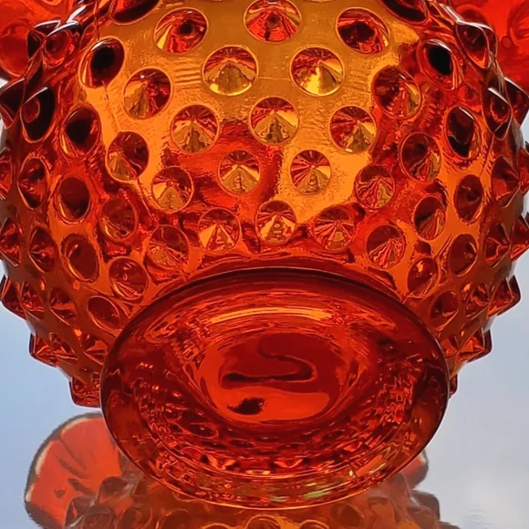 Fenton Amberina 4 1/4" Double Crimp Vase - Picture 11 of 12